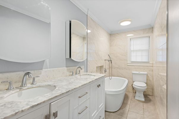 Bathroom, Dual Sink Vanities, Free Standing Baths, Interior, Marble Walls