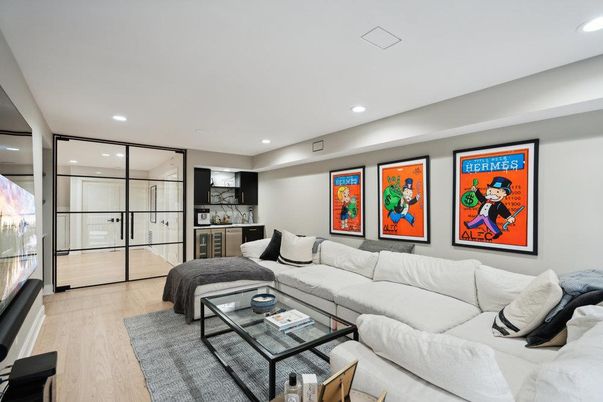 Interior, Living room, Recessed Lighting, Wood Texture Flooring