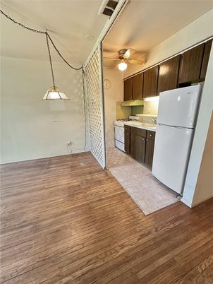 Interior, Kitchen, Pendant Lights, Wood Texture Flooring