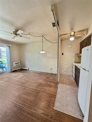 Interior, Kitchen, Pendant Lights, Wood Texture Flooring