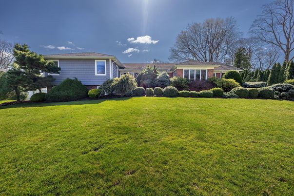 Backyard, Exterior, Facade, Brick Facade, Split Level