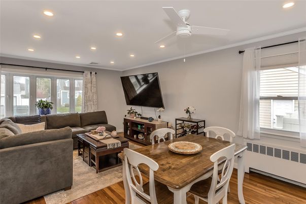 Dining room, Interior, Living room, Recessed Lighting, Wood Texture Flooring