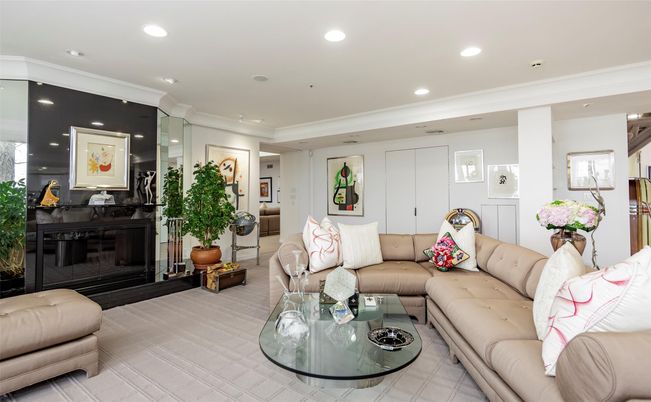 Fireplace, Interior, Living room, Recessed Lighting