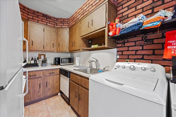 Interior, Kitchen, Washer