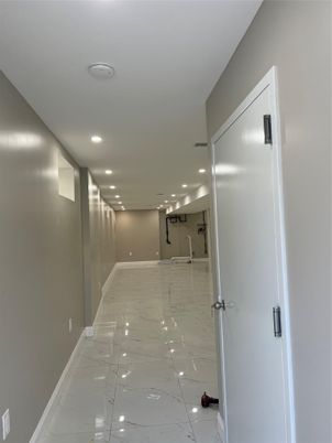 Interior, Marble, Recessed Lighting