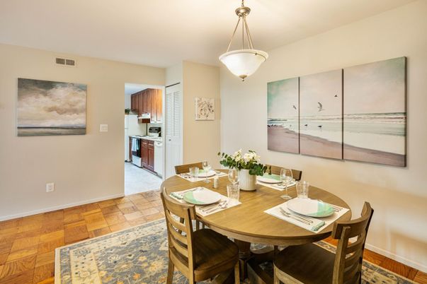 Dining room, Interior, Kitchen, Pendant Lights, Wood Texture Flooring