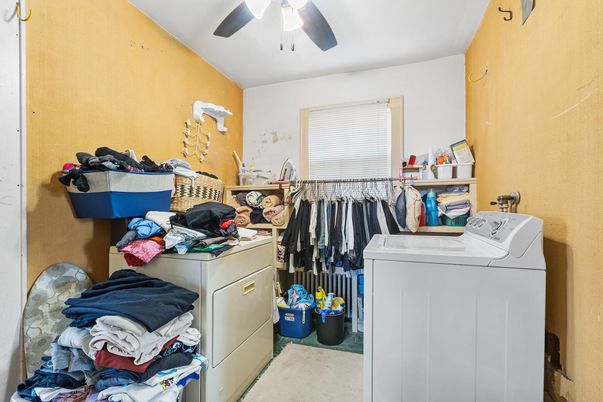 Interior, Washer