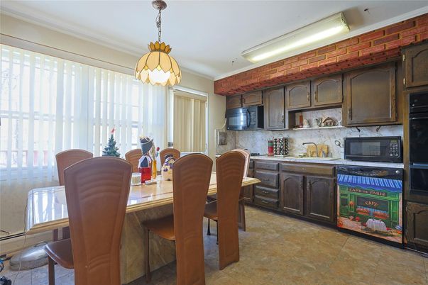 Dining room, Interior, Kitchen, Pendant Lights