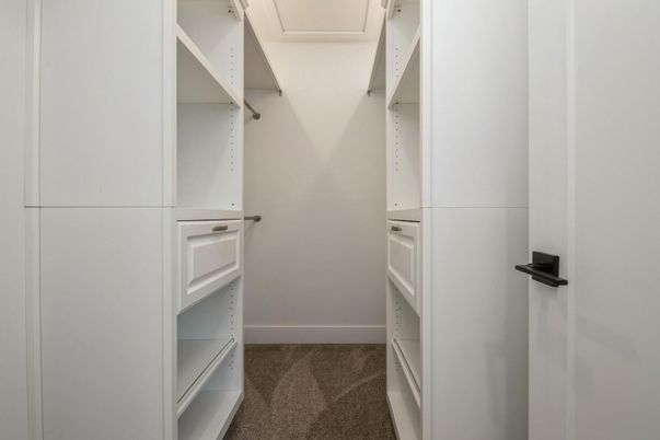 Interior, Walk-in Closets