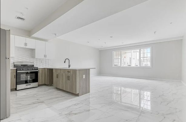 Interior, Kitchen, Marble, Recessed Lighting, Stainless Steel Appliances
