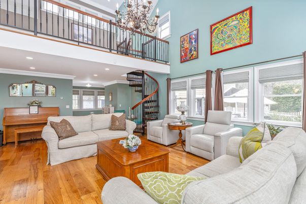 Chandelier, Interior, Living room, Piano, Recessed Lighting, Wood Texture Flooring