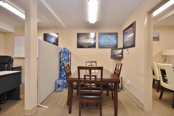 Dining room, Interior
