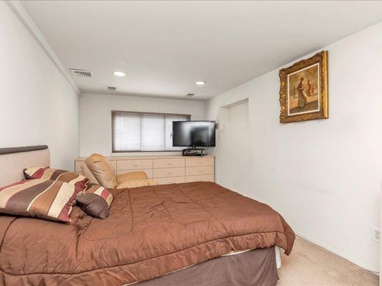 Bedroom, Interior, Recessed Lighting