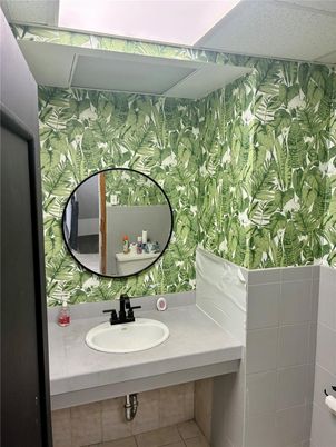 Bathroom, Interior