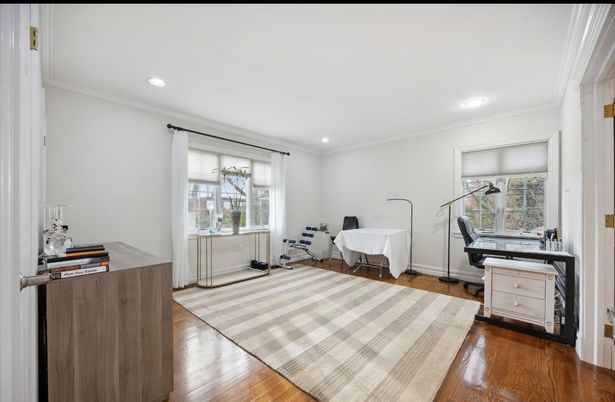 Home Office, Interior, Recessed Lighting, Wood Texture Flooring