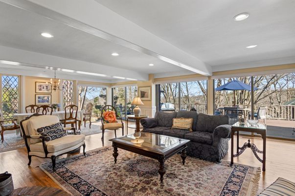 Chandelier, Dining room, Interior, Living room, Recessed Lighting, Wood Texture Flooring