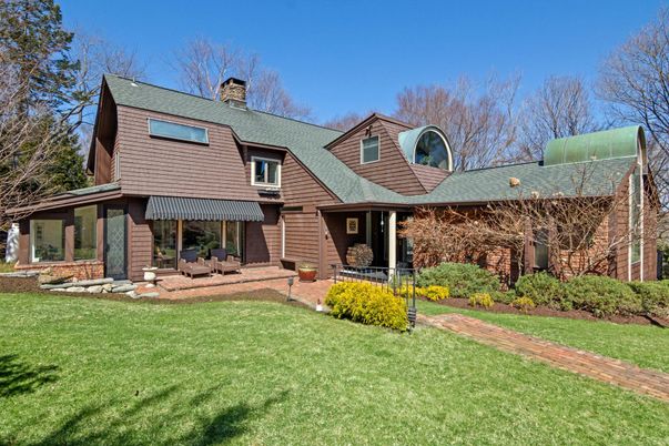 Backyard, Exterior, Facade, Log Home