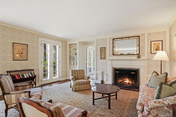 Fireplace, Interior, Living room, Piano