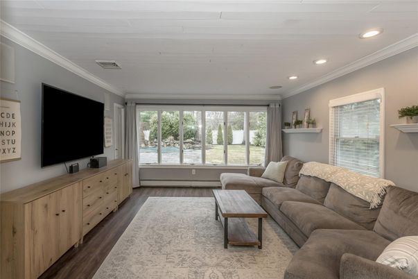 Interior, Living room, Recessed Lighting, Wood Texture Flooring