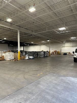 Garage, Interior, Recessed Lighting