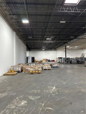 Garage, Interior, Recessed Lighting