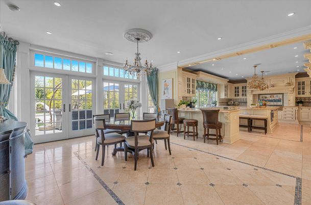 Chandelier, Dining room, Interior, Kitchen, Recessed Lighting