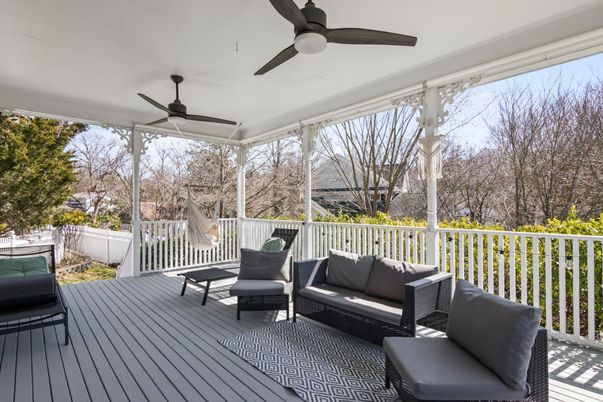 Exterior, Sun Room
