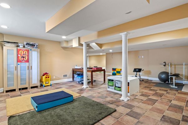 Fitness Equipment, Interior, Recessed Lighting