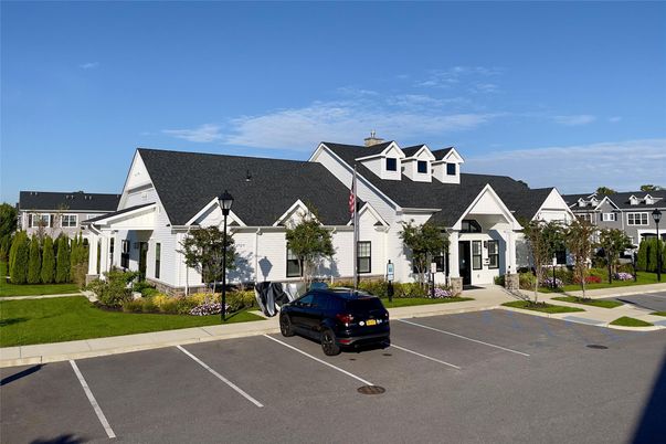 Exterior, Facade, Farmhouse