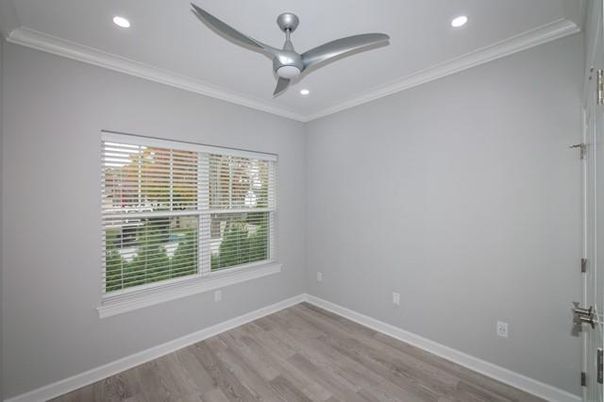 Empty room, Interior, Recessed Lighting, Wood Texture Flooring