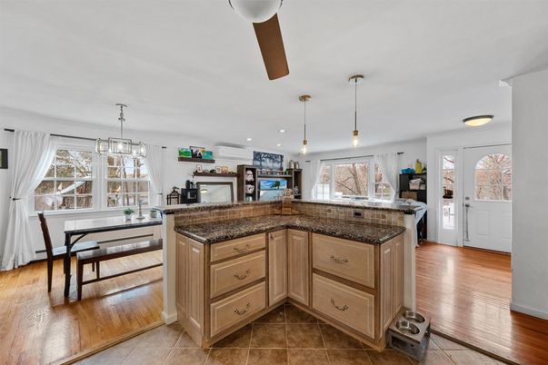 Dining room, Interior, Kitchen, Pendant Lights, Recessed Lighting, Wood Texture Flooring