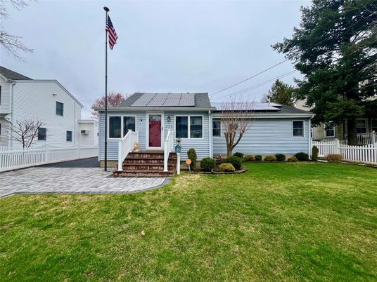 Attached, Exterior, Facade, Solar Panels, Cape Cod