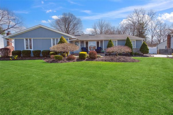 Backyard, Exterior, Facade, Ranch