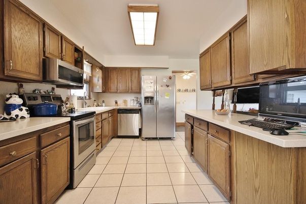 Interior, Kitchen, Stainless Steel Appliances