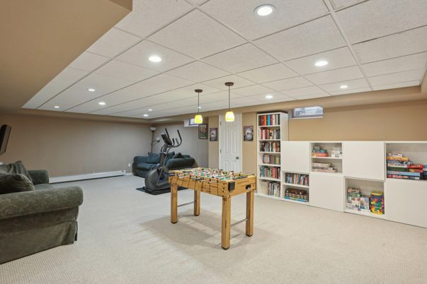 Game Room, Interior, Pendant Lights, Recessed Lighting