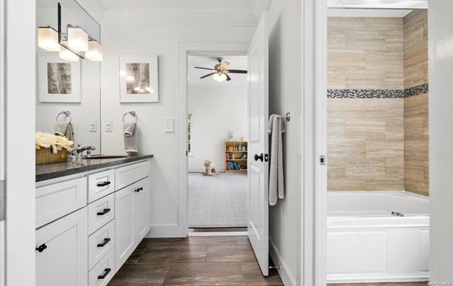 Bathroom, Interior, Wood Texture Flooring
