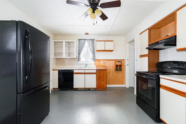 Interior, Kitchen, Tile Countertops