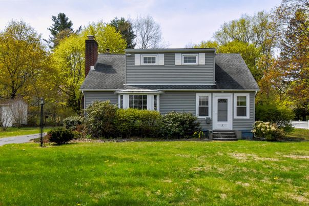 Exterior, Facade, Cape Cod