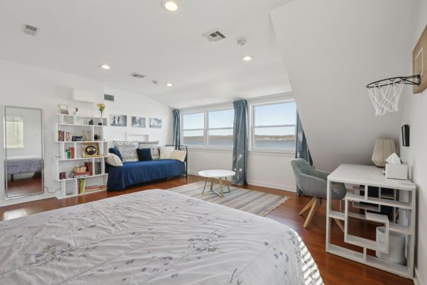 Bedroom, Interior, Recessed Lighting, Water, Wood Texture Flooring