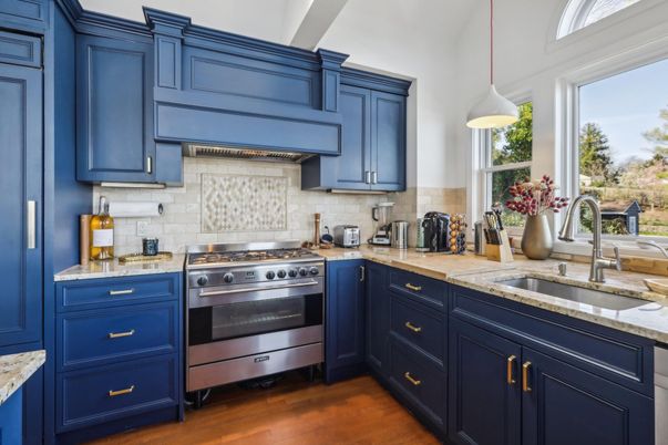 Interior, Kitchen, Pendant Lights, Stainless Steel Appliances, Wood Texture Flooring