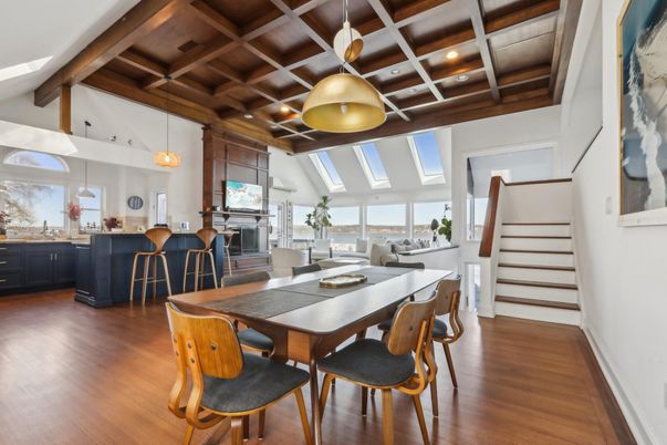 Dining room, Interior, Kitchen, Pendant Lights, Recessed Lighting, Wooden Beams, Wooden Ceilings, Wood Texture Flooring