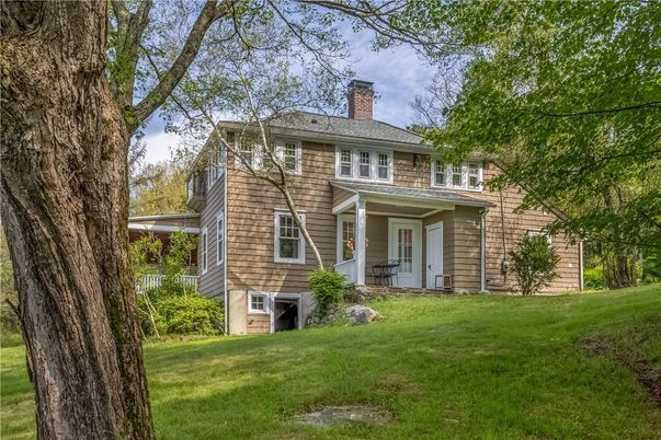 Backyard, Exterior, Facade, Georgian