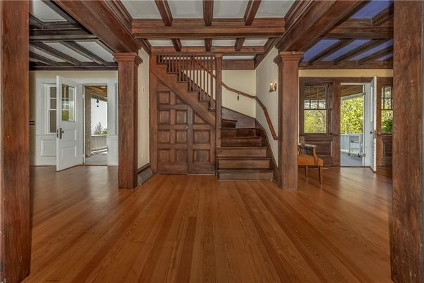 Empty room, Interior, Wooden Beams, Wood Texture Flooring