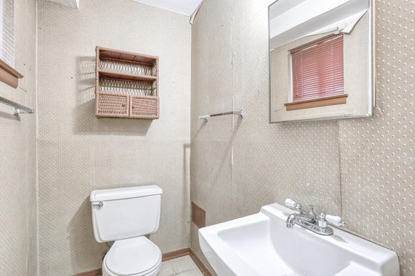 Bathroom, Interior