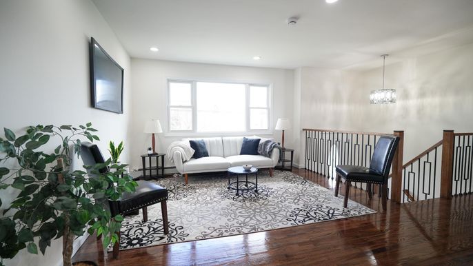 Interior, Living room, Pendant Lights, Recessed Lighting, Wood Texture Flooring