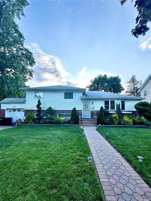 Attached, Backyard, Exterior, Facade, Ranch