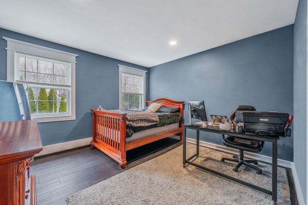Bedroom, Home Office, Interior, Recessed Lighting, Wood Texture Flooring