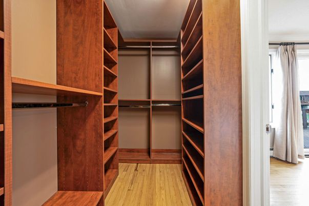 Interior, Walk-in Closets, Wood Texture Flooring