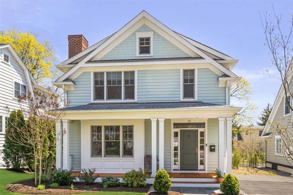 Exterior, Facade, Queen Anne Victorian