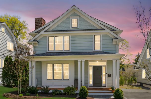 Exterior, Facade, Queen Anne Victorian